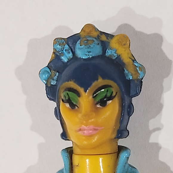 Vintage 1982 Masters of the Universe  Evil-Lyn toy - Picture 6 of 11